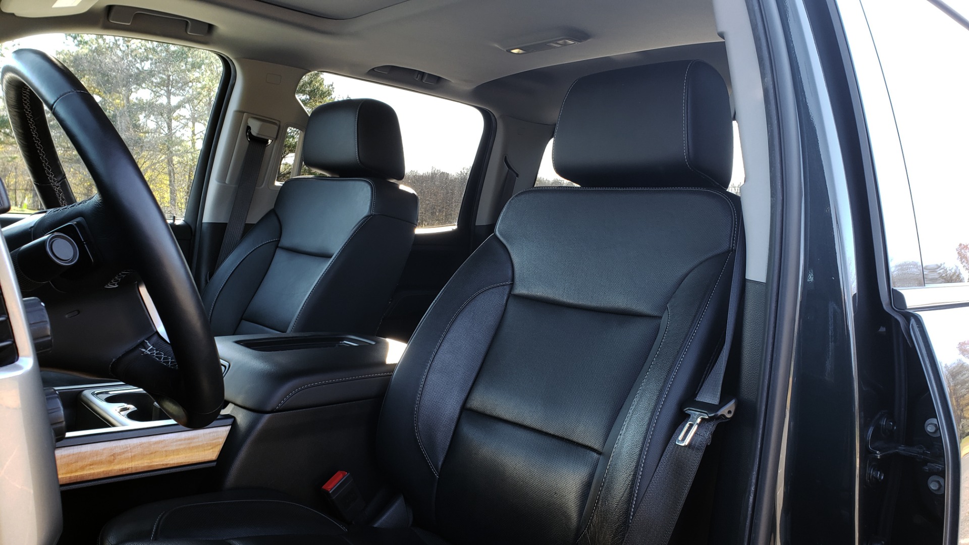 Used 2018 Chevrolet SILVERADO 2500HD LTZ 4WD CREWCAB / DURAMAX / ALLISON / NAV / BOSE / SUNROOF for sale Sold at Formula Imports in Charlotte NC 28227 42