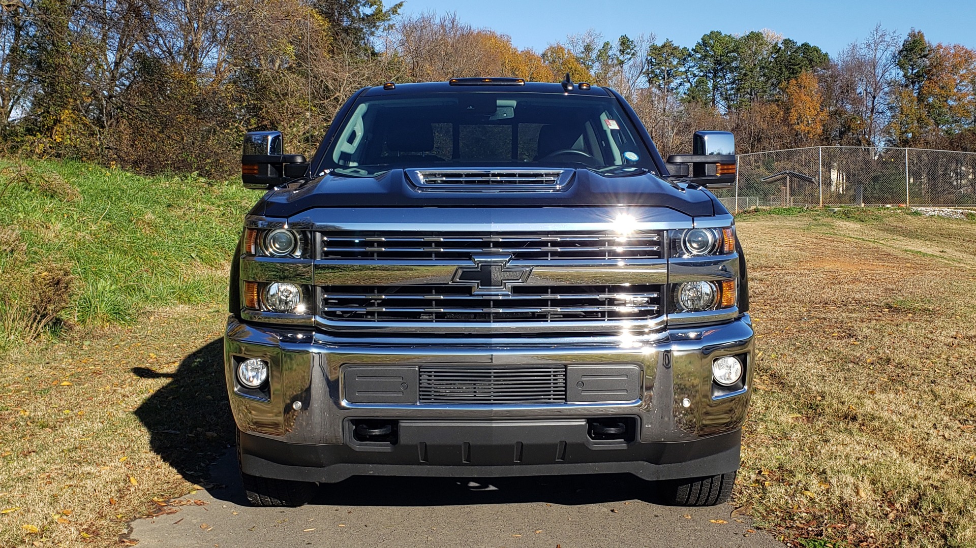 Used 2018 Chevrolet SILVERADO 2500HD LTZ 4WD CREWCAB / DURAMAX / ALLISON / NAV / BOSE / SUNROOF for sale Sold at Formula Imports in Charlotte NC 28227 9