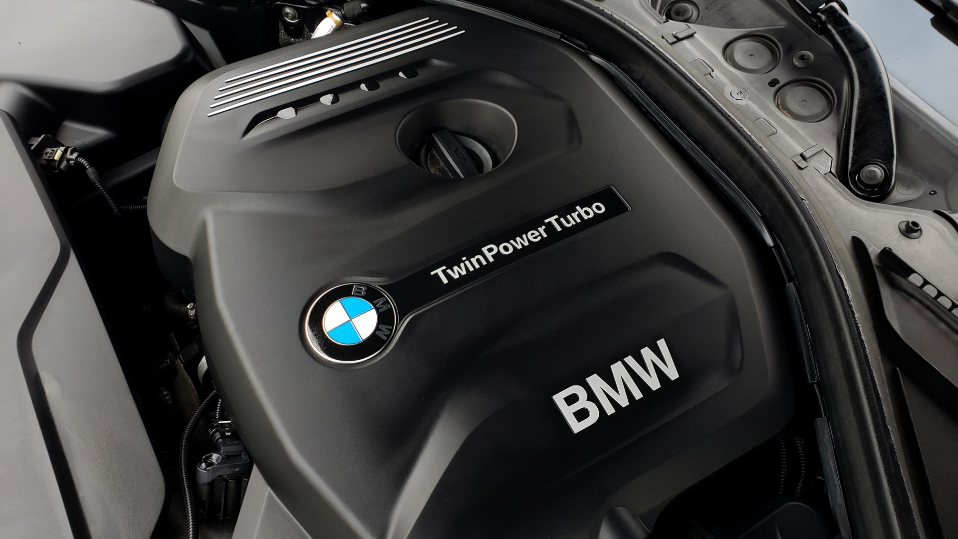 Used 2017 BMW 3 SERIES 330I XDRIVE / AWD / HEATED SEATS / LOW MILES for sale Sold at Formula Imports in Charlotte NC 28227 11