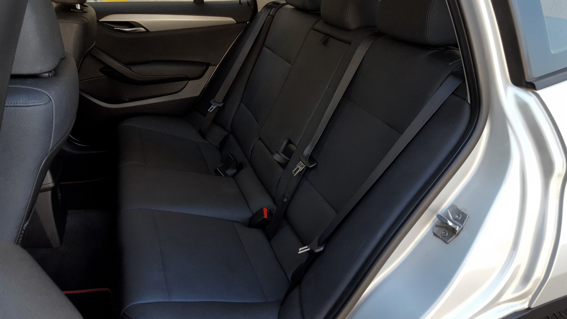 Used 2015 BMW X1 SDRIVE28I / SPORT LINE / PANO-ROOF / HTD STS / DUAL-ZONE CLIMATE for sale Sold at Formula Imports in Charlotte NC 28227 61