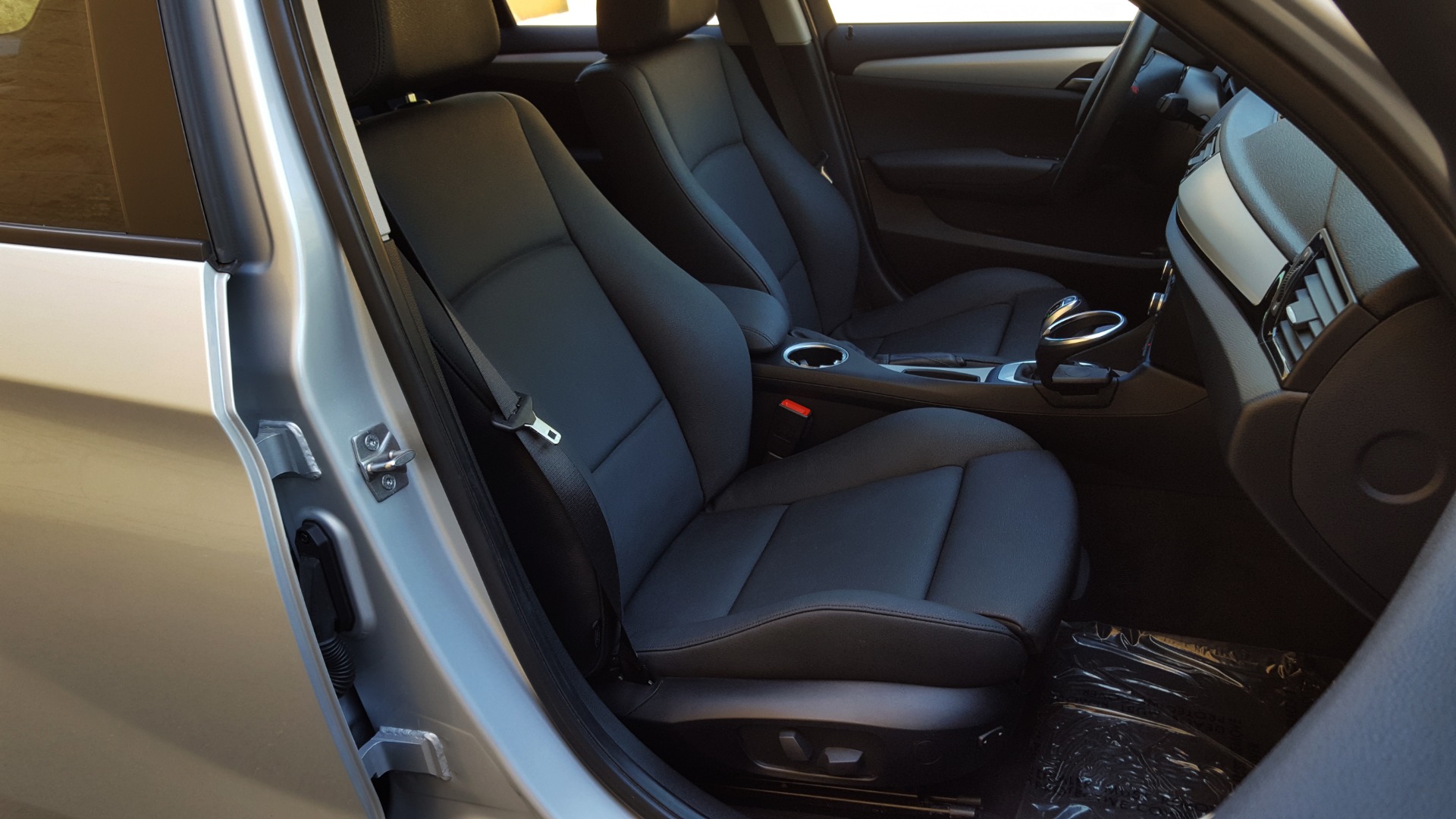 Used 2015 BMW X1 SDRIVE28I / SPORT LINE / PANO-ROOF / HTD STS / DUAL-ZONE CLIMATE for sale Sold at Formula Imports in Charlotte NC 28227 65