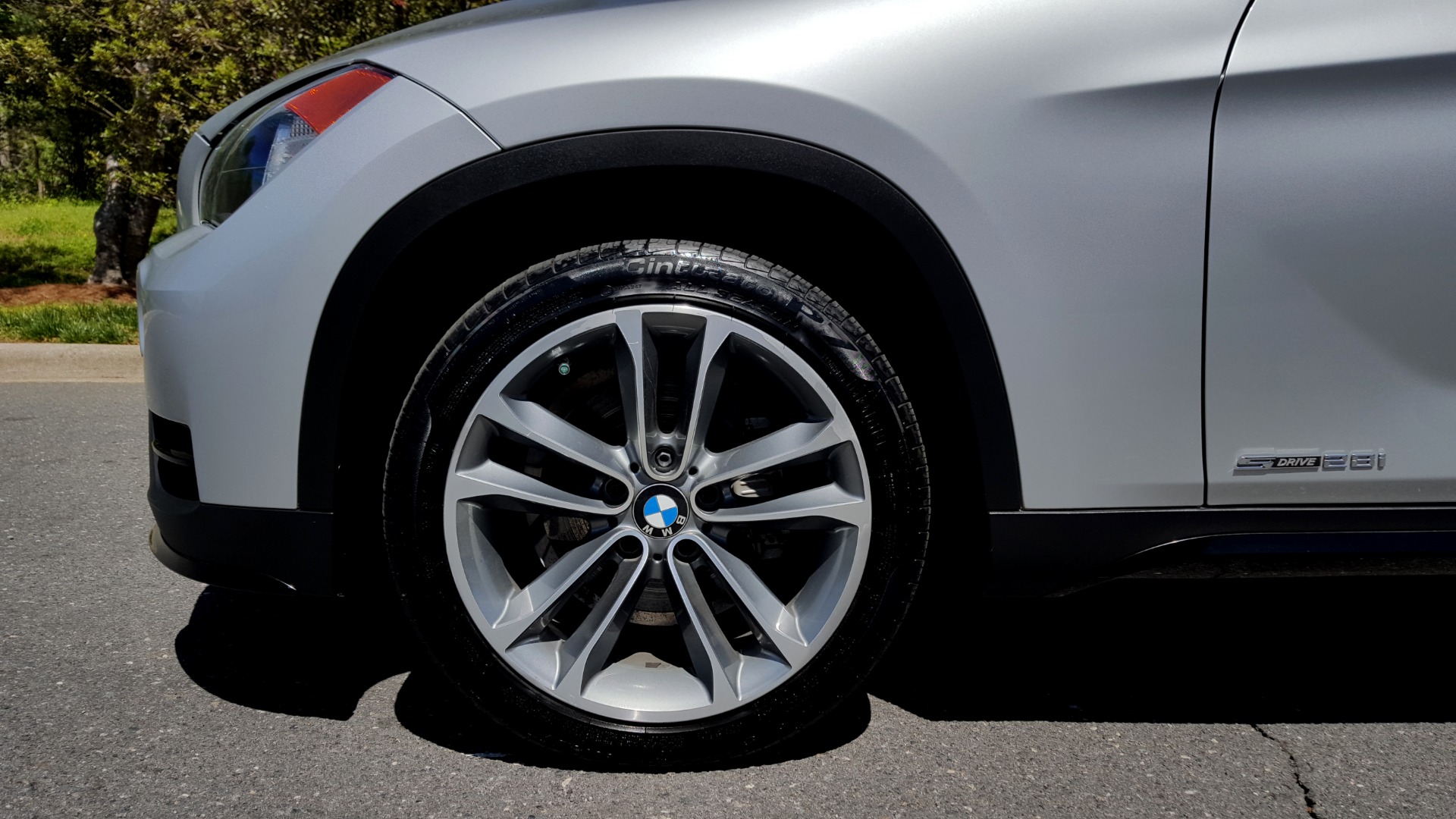 Used 2015 BMW X1 SDRIVE28I / SPORT LINE / PANO-ROOF / HTD STS / DUAL-ZONE CLIMATE for sale Sold at Formula Imports in Charlotte NC 28227 75