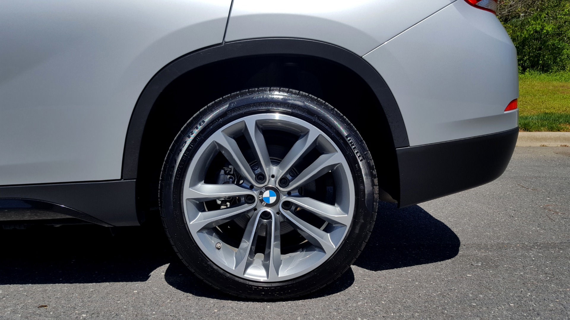 Used 2015 BMW X1 SDRIVE28I / SPORT LINE / PANO-ROOF / HTD STS / DUAL-ZONE CLIMATE for sale Sold at Formula Imports in Charlotte NC 28227 76