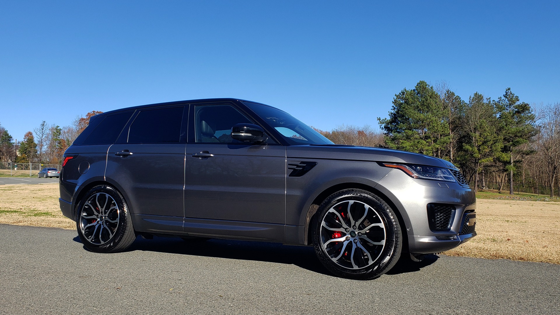 Used 2018 Land Rover RANGE ROVER SPORT DYNAMIC SC V8 / CLIMATE CMFRT / VISION ASST / MERIDIAN for sale Sold at Formula Imports in Charlotte NC 28227 4