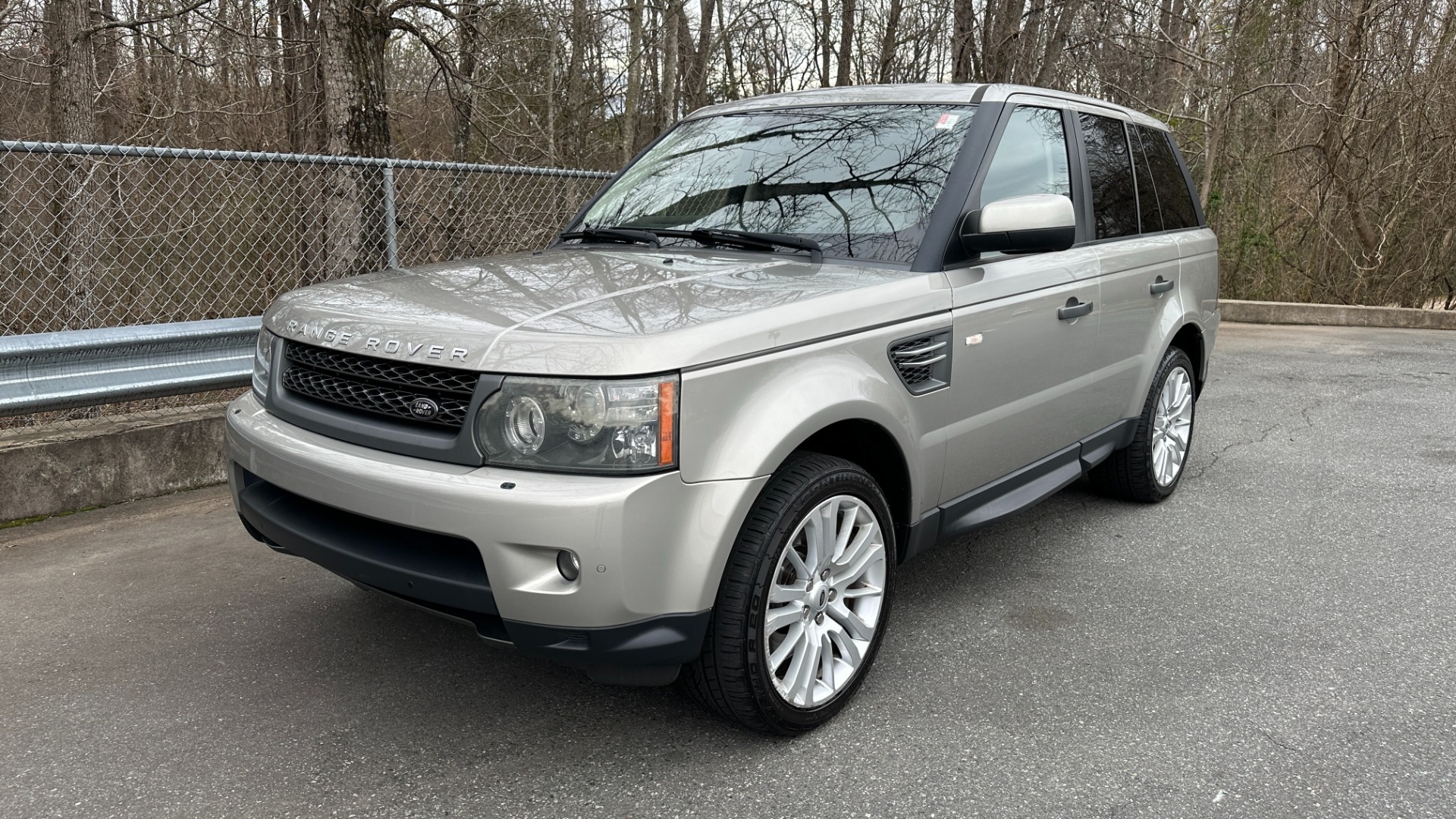 Used 2011 Land Rover Range Rover Sport HSE LUX / LEATHER / WOOD TRIM / LUXURY INTERIOR PKG / DIGITAL AND SAT RADIO for sale Sold at Formula Imports in Charlotte NC 28227 2