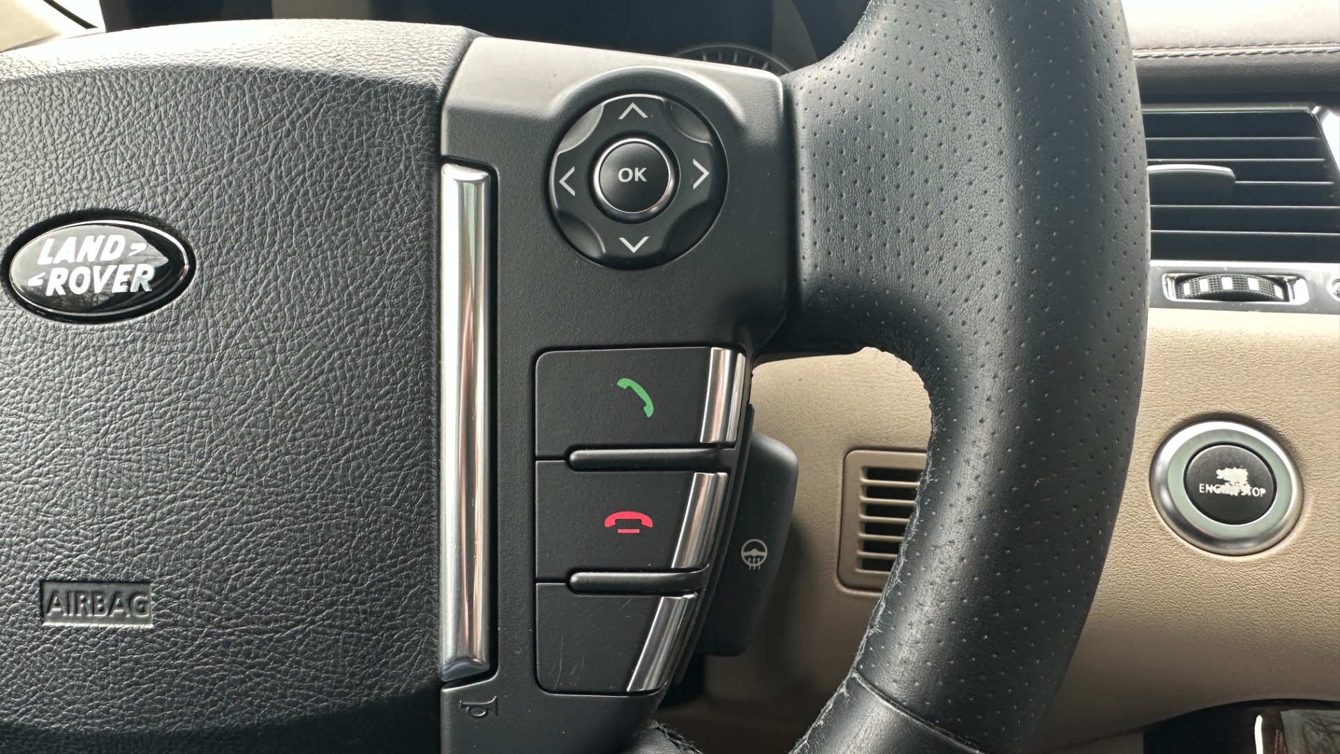 Used 2011 Land Rover Range Rover Sport HSE LUX for sale Sold at Formula Imports in Charlotte NC 28227 20