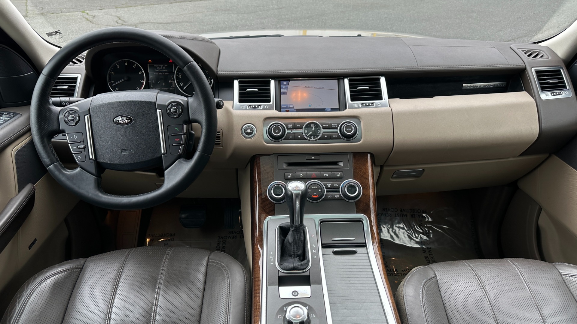 Used 2011 Land Rover Range Rover Sport HSE LUX / LEATHER / WOOD TRIM / LUXURY INTERIOR PKG / DIGITAL AND SAT RADIO for sale Sold at Formula Imports in Charlotte NC 28227 25