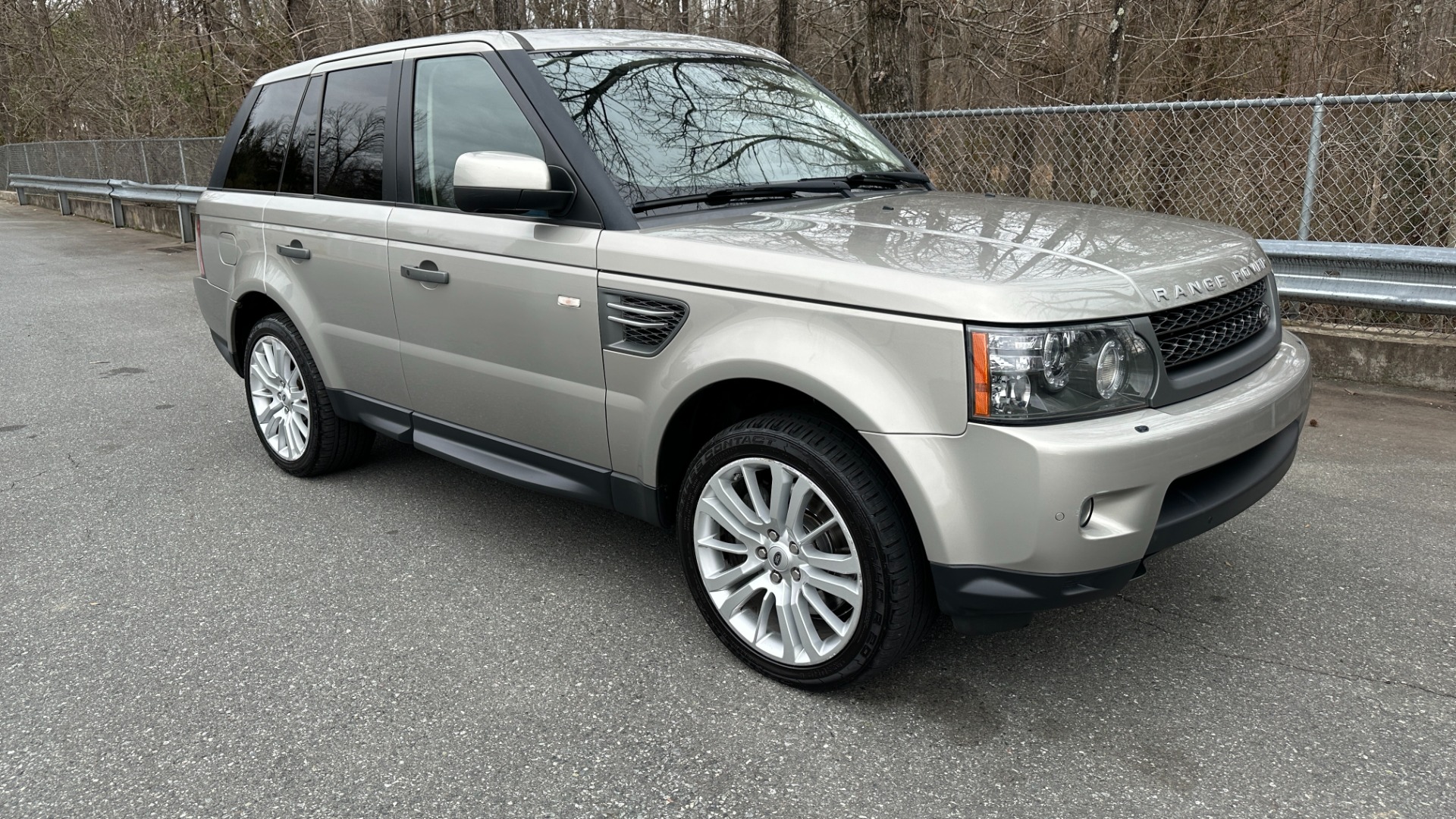Used 2011 Land Rover Range Rover Sport HSE LUX for sale Sold at Formula Imports in Charlotte NC 28227 5
