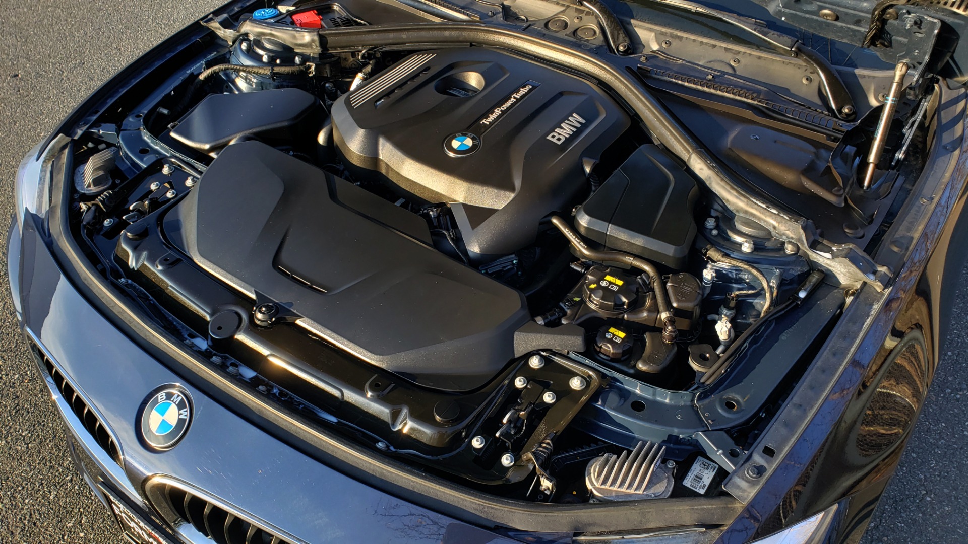 Used 2018 BMW 4 SERIES 430I XDRIVE PREMIUM / NAV / APPLE CAR PLAY / ESSENTIALS / HTD ST for sale Sold at Formula Imports in Charlotte NC 28227 12