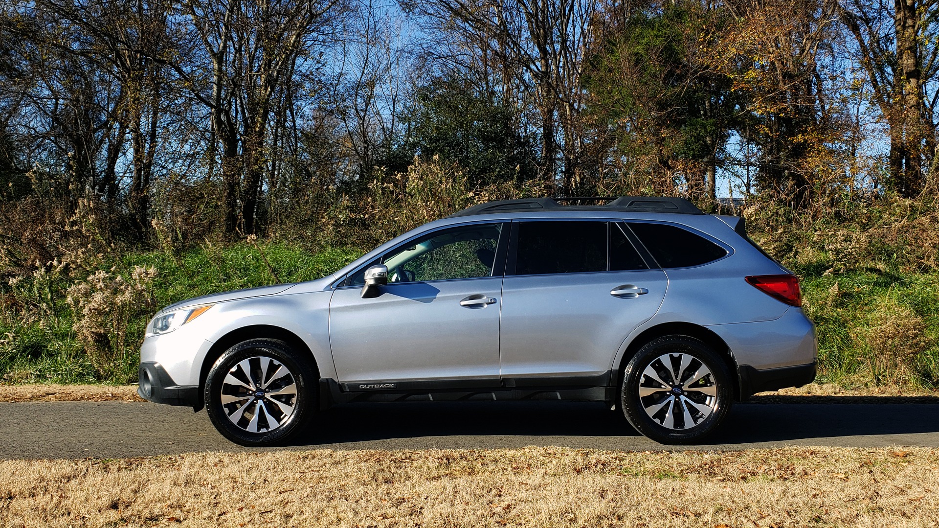 Used 2015 Subaru OUTBACK 2.5I LIMITED / AWD / 2.5L 4-CYL / AUTO / 18IN WHEELS for sale Sold at Formula Imports in Charlotte NC 28227 2