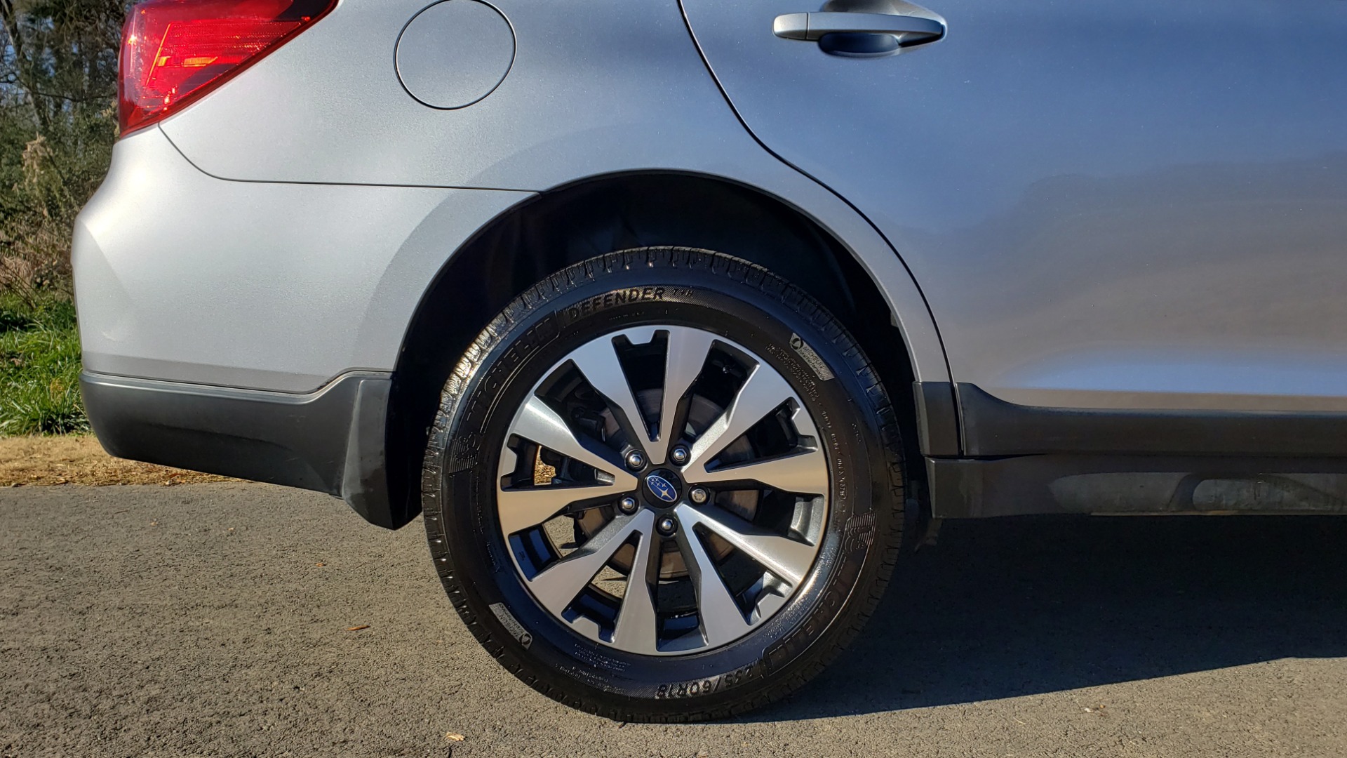 Used 2015 Subaru OUTBACK 2.5I LIMITED / AWD / 2.5L 4-CYL / AUTO / 18IN WHEELS for sale Sold at Formula Imports in Charlotte NC 28227 76