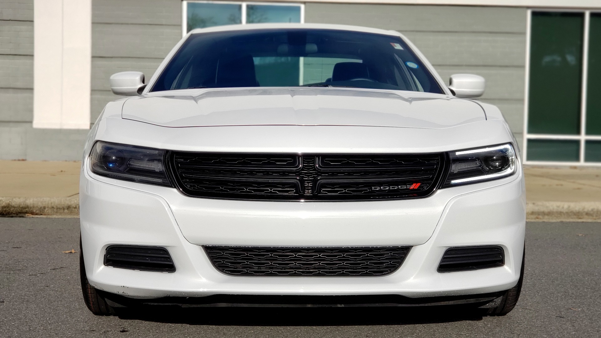 Used 2020 Dodge CHARGER SXT / RWD / V6 / 8-SPD AUTO / LTHR / HTD STS / SUNROOF / REARVIEW for sale Sold at Formula Imports in Charlotte NC 28227 18