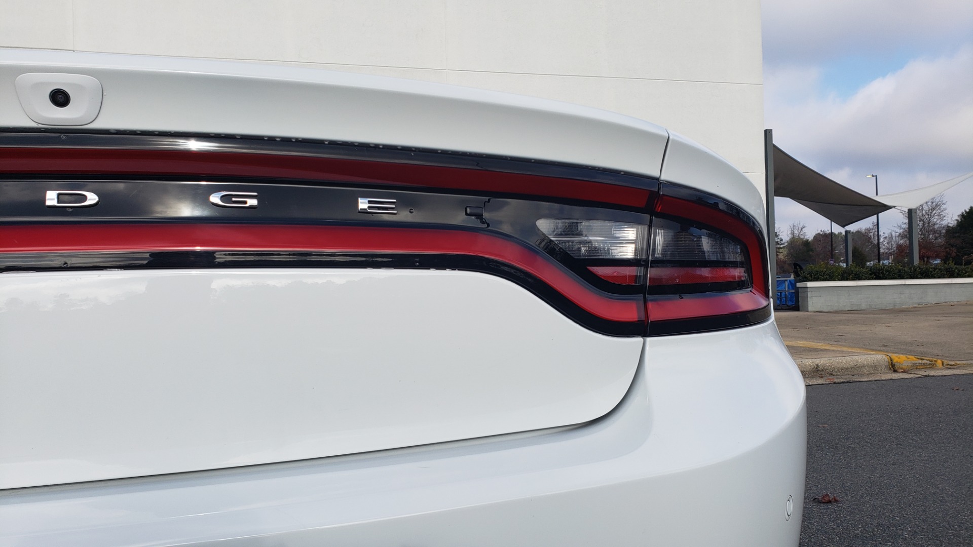 Used 2020 Dodge CHARGER SXT / RWD / V6 / 8-SPD AUTO / LTHR / HTD STS / SUNROOF / REARVIEW for sale Sold at Formula Imports in Charlotte NC 28227 29