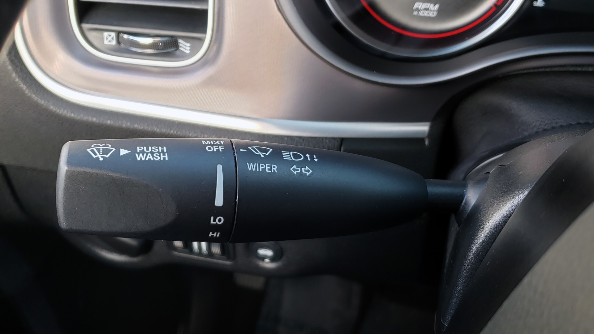 Used 2020 Dodge CHARGER SXT / RWD / V6 / 8-SPD AUTO / LTHR / HTD STS / SUNROOF / REARVIEW for sale Sold at Formula Imports in Charlotte NC 28227 39