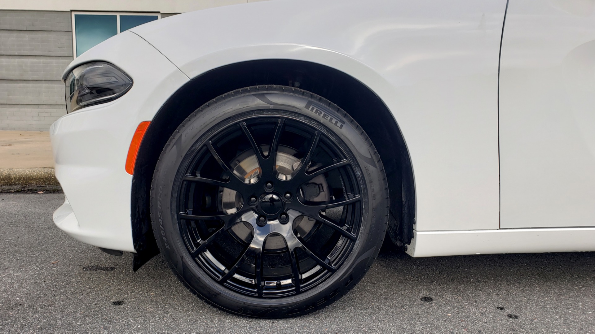 Used 2020 Dodge CHARGER SXT / RWD / V6 / 8-SPD AUTO / LTHR / HTD STS / SUNROOF / REARVIEW for sale Sold at Formula Imports in Charlotte NC 28227 72