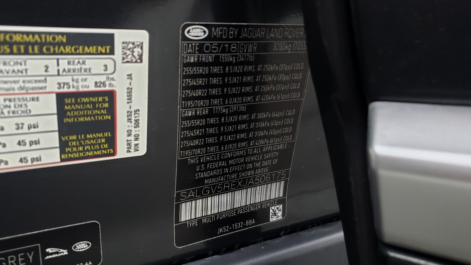 Used 2018 Land Rover RANGE ROVER AUTOBIOGRAPHY SC V8 / LONG / NAV / PANOROOF / ENT SYS / REARVIEW for sale Sold at Formula Imports in Charlotte NC 28227 108