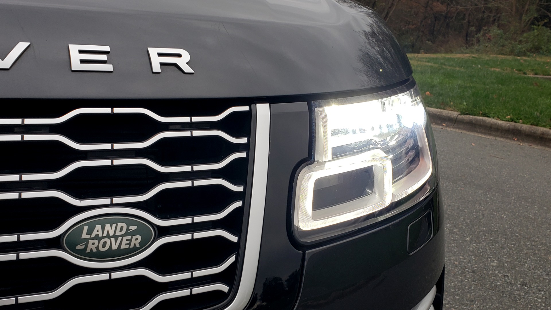 Used 2018 Land Rover RANGE ROVER AUTOBIOGRAPHY SC V8 / LONG / NAV / PANOROOF / ENT SYS / REARVIEW for sale Sold at Formula Imports in Charlotte NC 28227 26