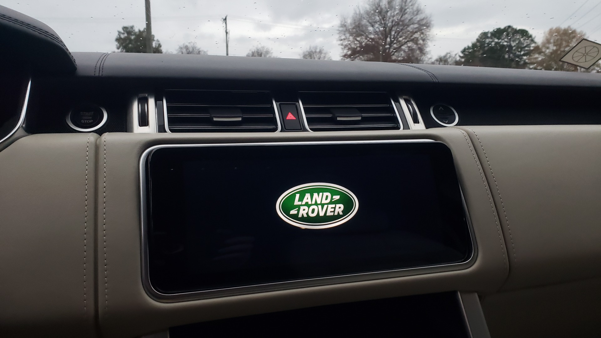 Used 2018 Land Rover RANGE ROVER AUTOBIOGRAPHY SC V8 / LONG / NAV / PANOROOF / ENT SYS / REARVIEW for sale Sold at Formula Imports in Charlotte NC 28227 58