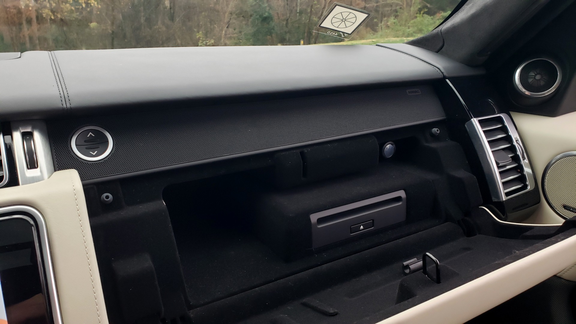 Used 2018 Land Rover RANGE ROVER AUTOBIOGRAPHY SC V8 / LONG / NAV / PANOROOF / ENT SYS / REARVIEW for sale Sold at Formula Imports in Charlotte NC 28227 61