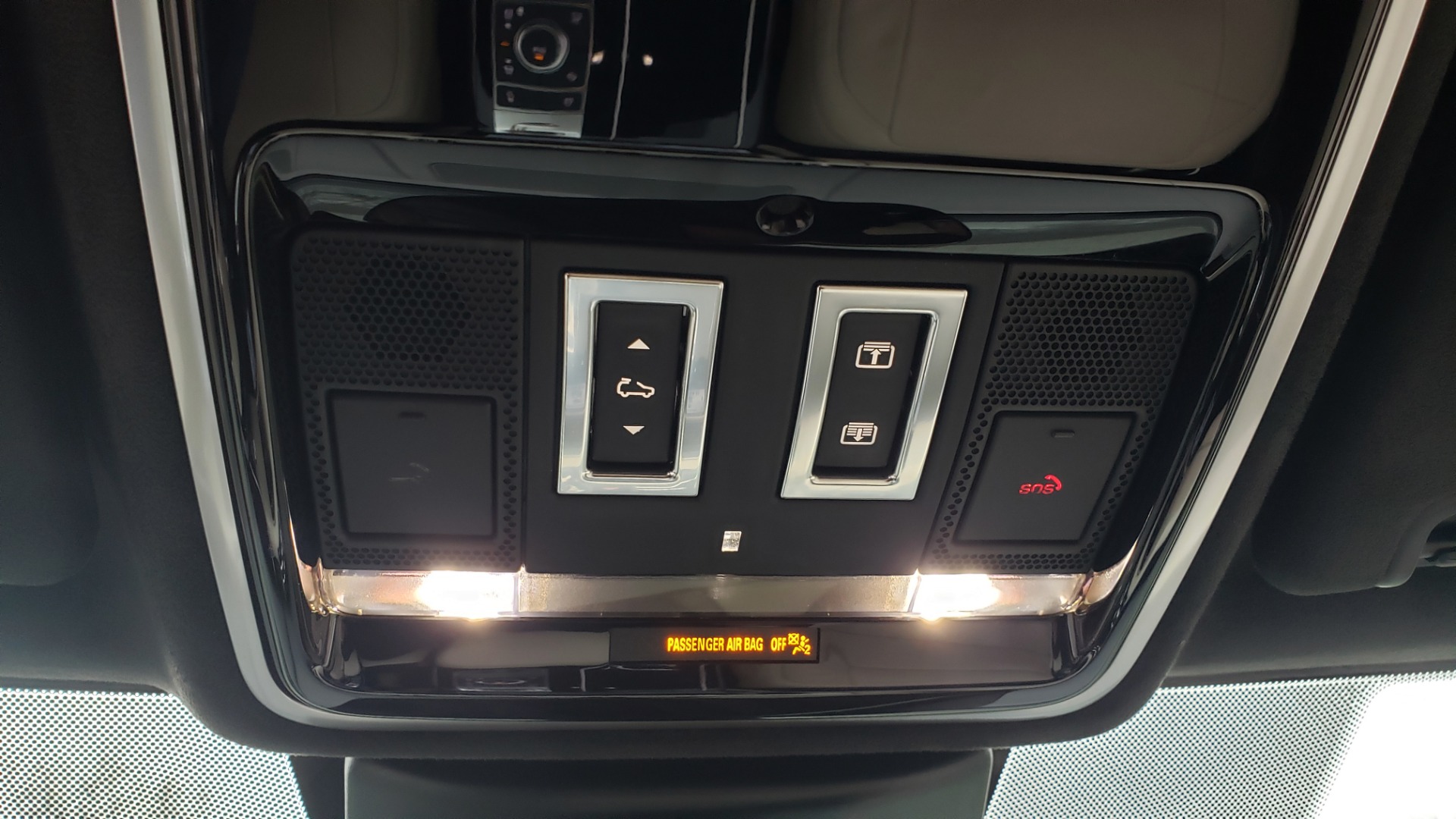 Used 2018 Land Rover RANGE ROVER AUTOBIOGRAPHY SC V8 / LONG / NAV / PANOROOF / ENT SYS / REARVIEW for sale Sold at Formula Imports in Charlotte NC 28227 66