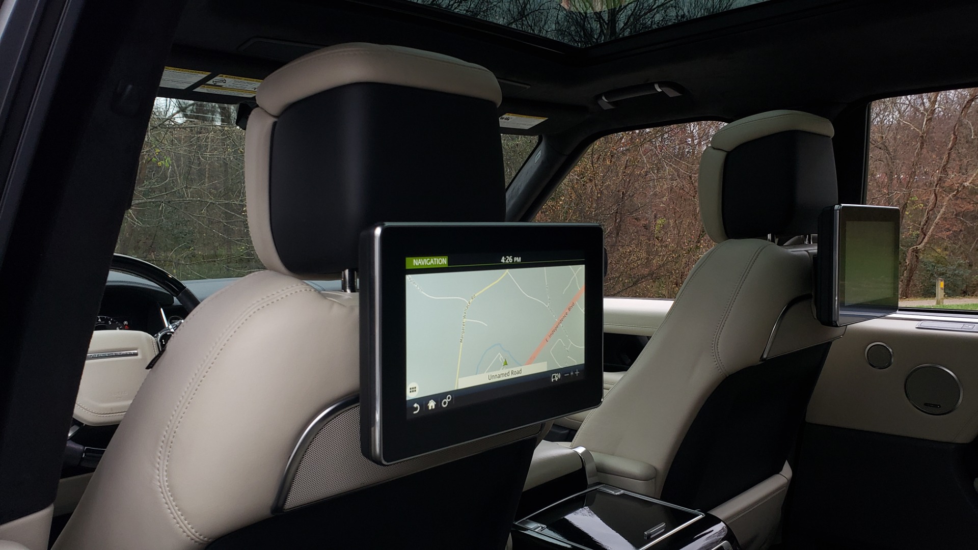 Used 2018 Land Rover RANGE ROVER AUTOBIOGRAPHY SC V8 / LONG / NAV / PANOROOF / ENT SYS / REARVIEW for sale Sold at Formula Imports in Charlotte NC 28227 71