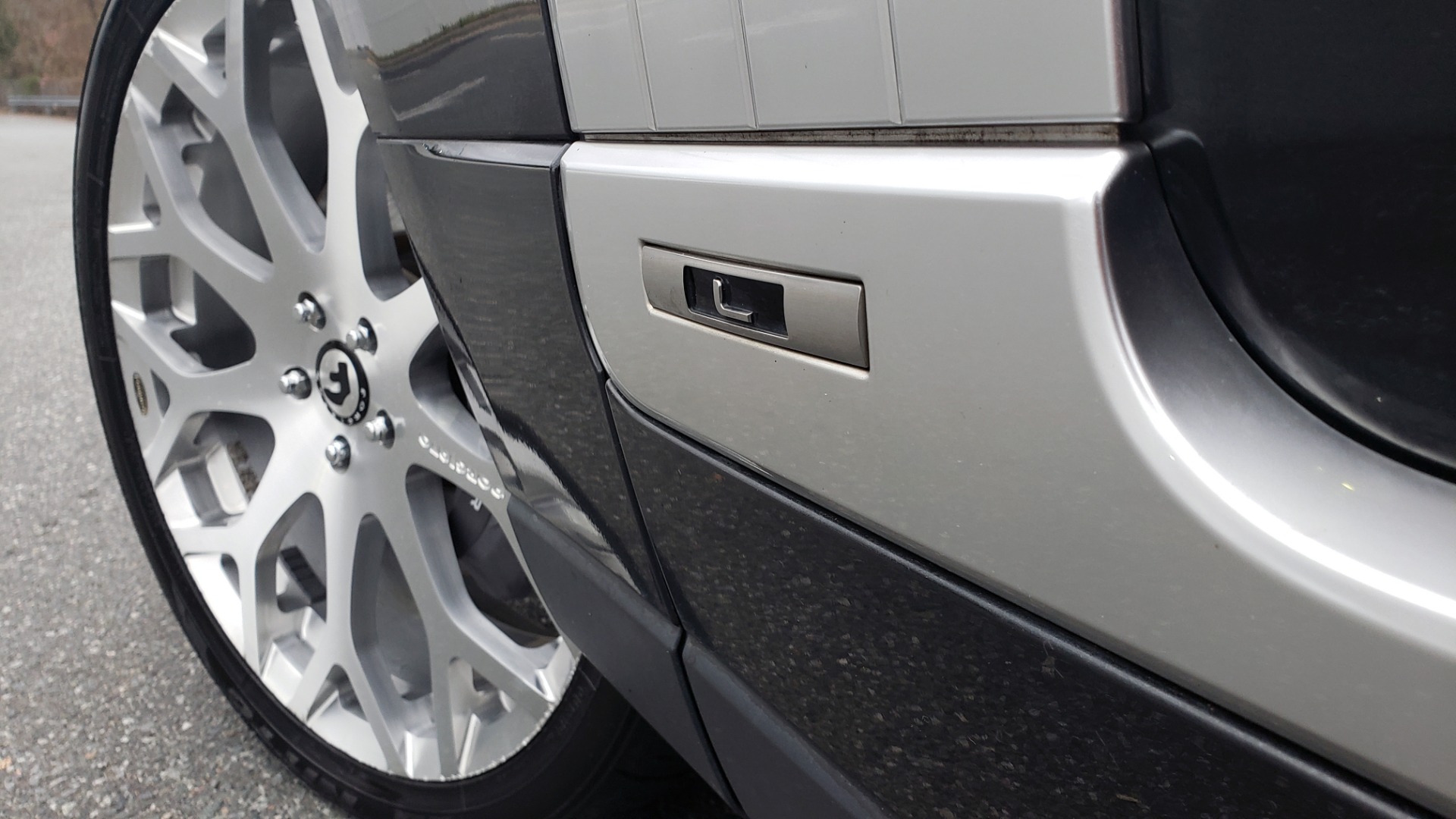 Used 2018 Land Rover RANGE ROVER AUTOBIOGRAPHY SC V8 / LONG / NAV / PANOROOF / ENT SYS / REARVIEW for sale Sold at Formula Imports in Charlotte NC 28227 8