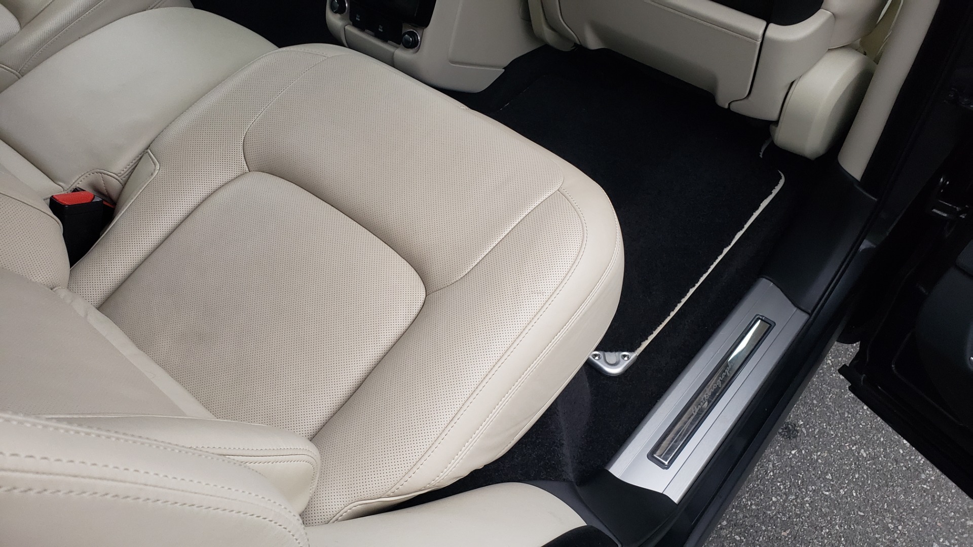 Used 2018 Land Rover RANGE ROVER AUTOBIOGRAPHY SC V8 / LONG / NAV / PANOROOF / ENT SYS / REARVIEW for sale Sold at Formula Imports in Charlotte NC 28227 84