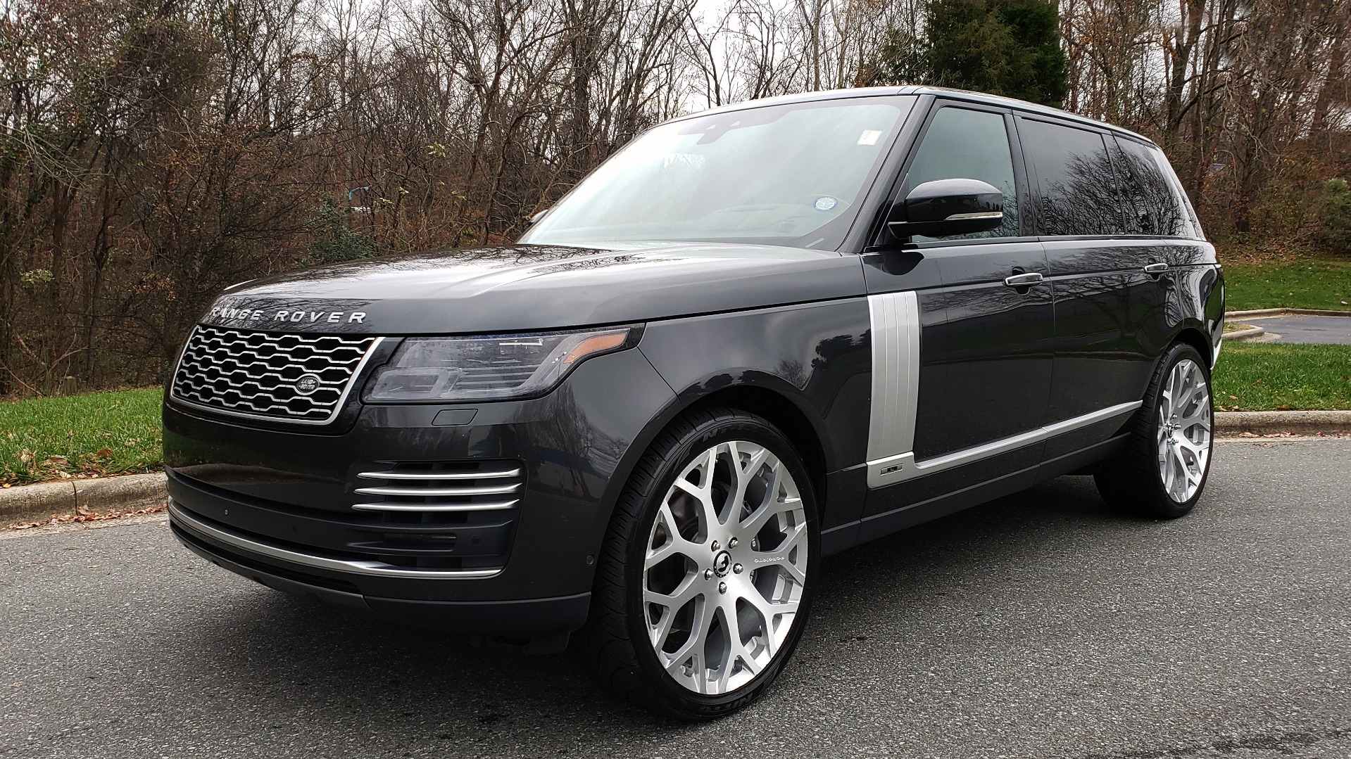 Used 2018 Land Rover RANGE ROVER AUTOBIOGRAPHY SC V8 / LONG / NAV / PANOROOF / ENT SYS / REARVIEW for sale Sold at Formula Imports in Charlotte NC 28227 1