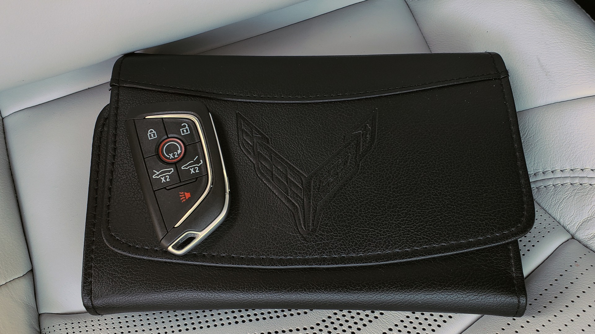 Used 2020 Chevrolet C8 CORVETTE STINGRAY 2LT COUPE / NAV / HUD / BOSE / GT2 SEATS / FRONT LIFT / REARVIEW for sale Sold at Formula Imports in Charlotte NC 28227 108