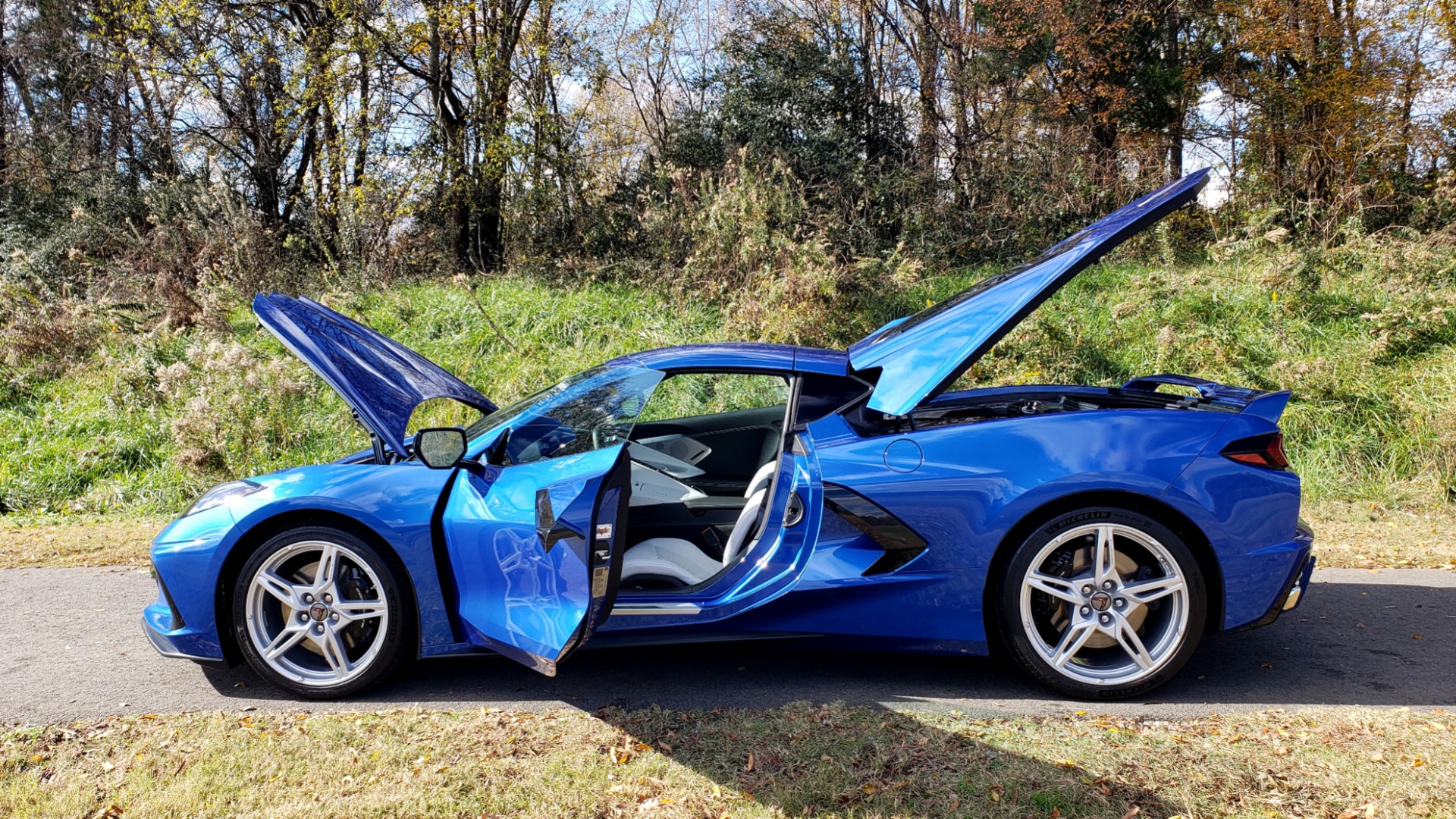 Used 2020 Chevrolet C8 CORVETTE STINGRAY 2LT COUPE / NAV / HUD / BOSE / GT2 SEATS / FRONT LIFT / REARVIEW for sale Sold at Formula Imports in Charlotte NC 28227 22