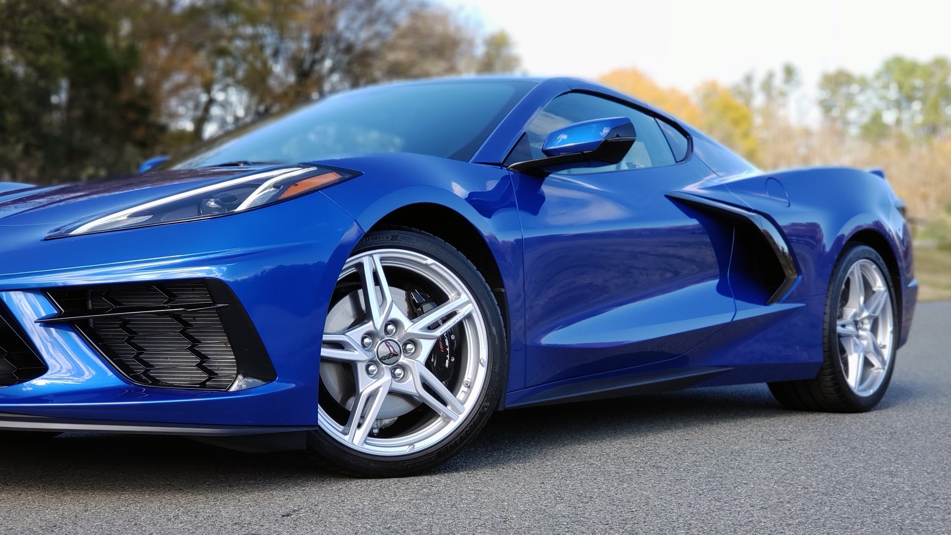 Used 2020 Chevrolet C8 CORVETTE STINGRAY 2LT COUPE / NAV / HUD / BOSE / GT2 SEATS / FRONT LIFT / REARVIEW for sale Sold at Formula Imports in Charlotte NC 28227 3