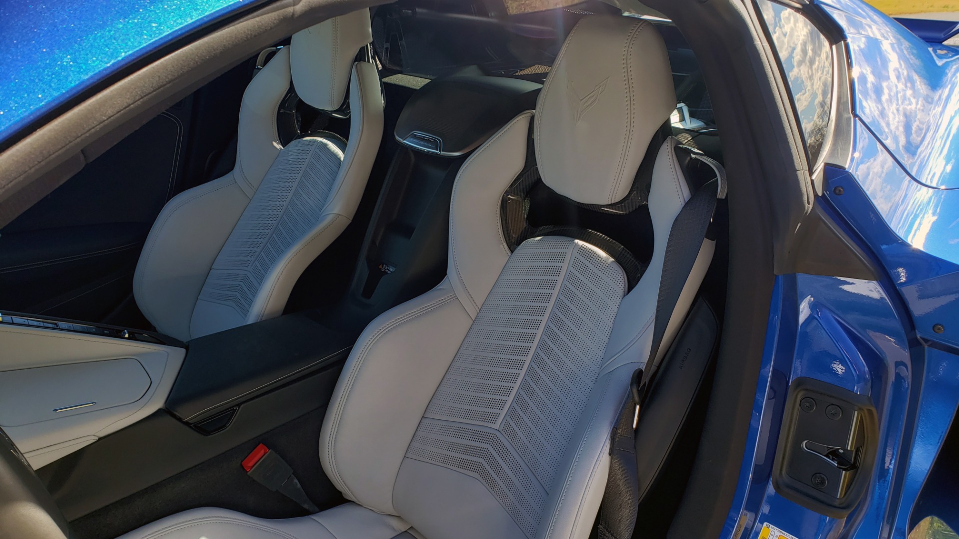 Used 2020 Chevrolet C8 CORVETTE STINGRAY 2LT COUPE / NAV / HUD / BOSE / GT2 SEATS / FRONT LIFT / REARVIEW for sale Sold at Formula Imports in Charlotte NC 28227 52