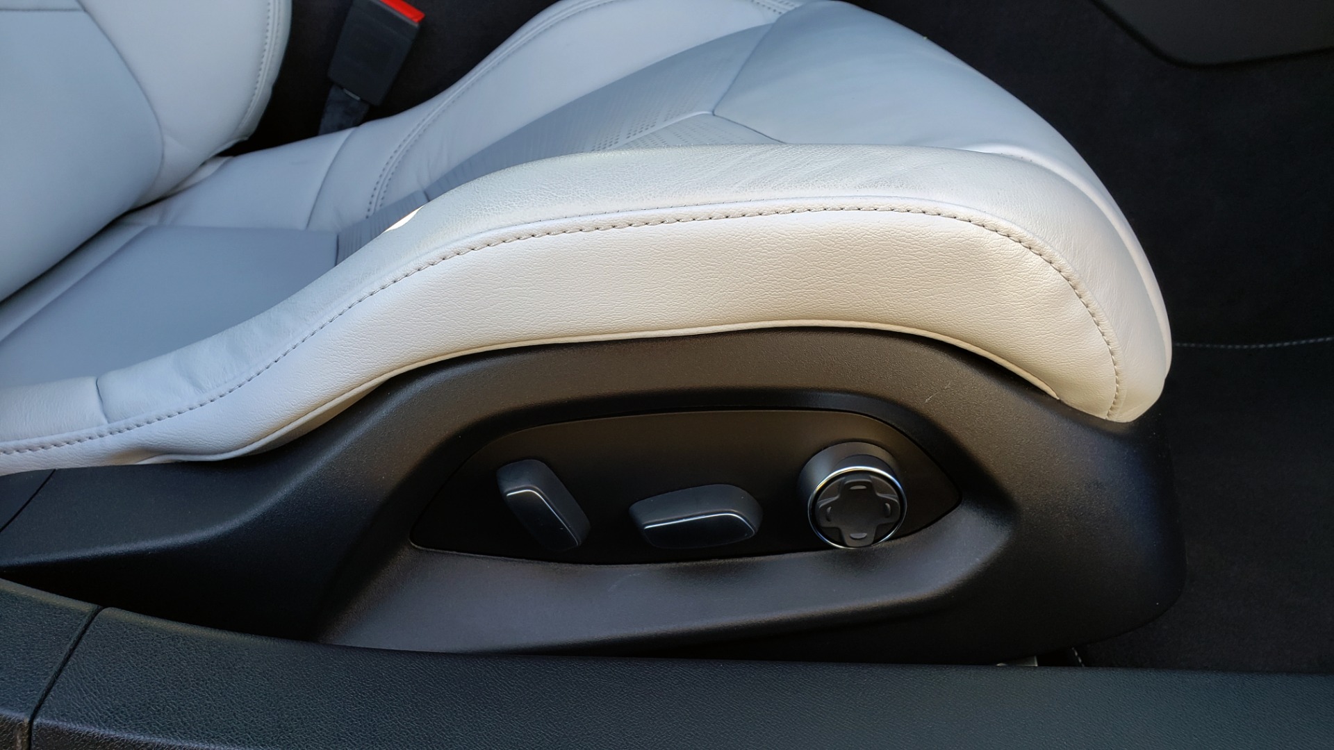 Used 2020 Chevrolet C8 CORVETTE STINGRAY 2LT COUPE / NAV / HUD / BOSE / GT2 SEATS / FRONT LIFT / REARVIEW for sale Sold at Formula Imports in Charlotte NC 28227 83