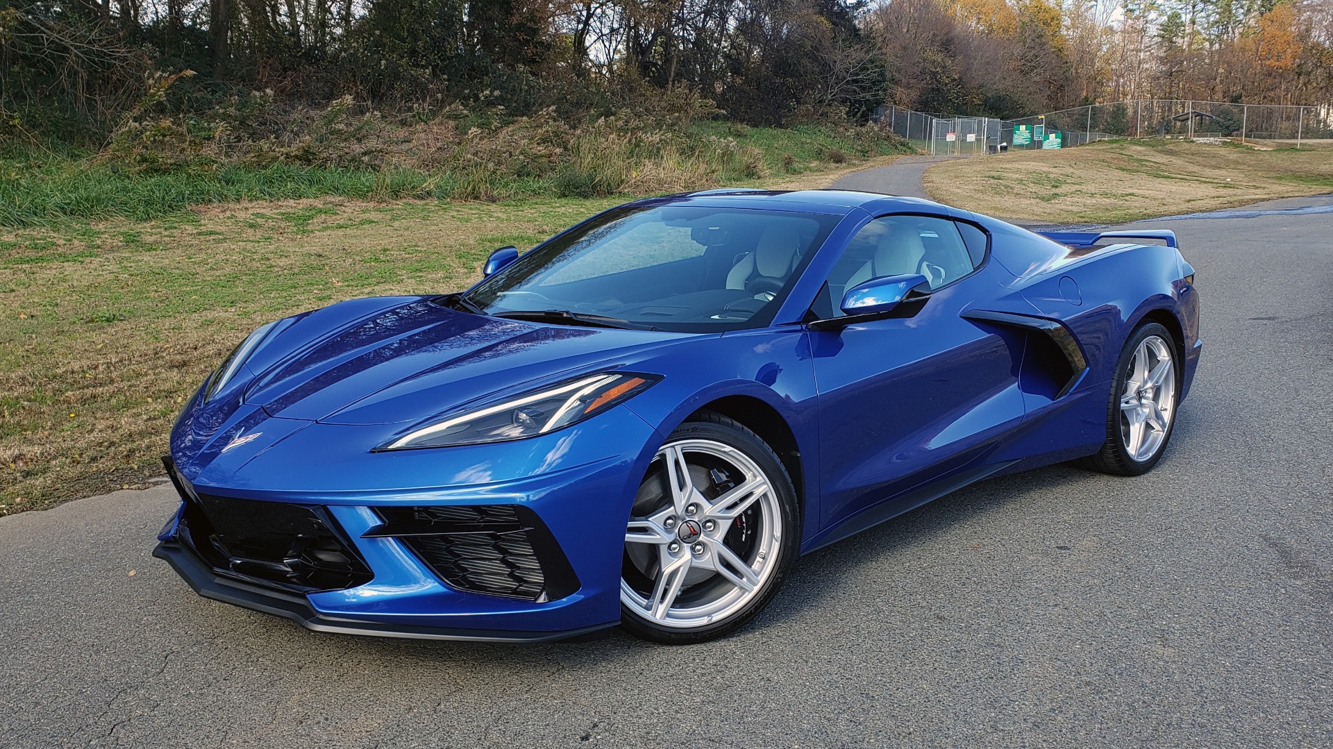 Used 2020 Chevrolet C8 CORVETTE STINGRAY 2LT COUPE / NAV / HUD / BOSE / GT2 SEATS / FRONT LIFT / REARVIEW for sale Sold at Formula Imports in Charlotte NC 28227 1