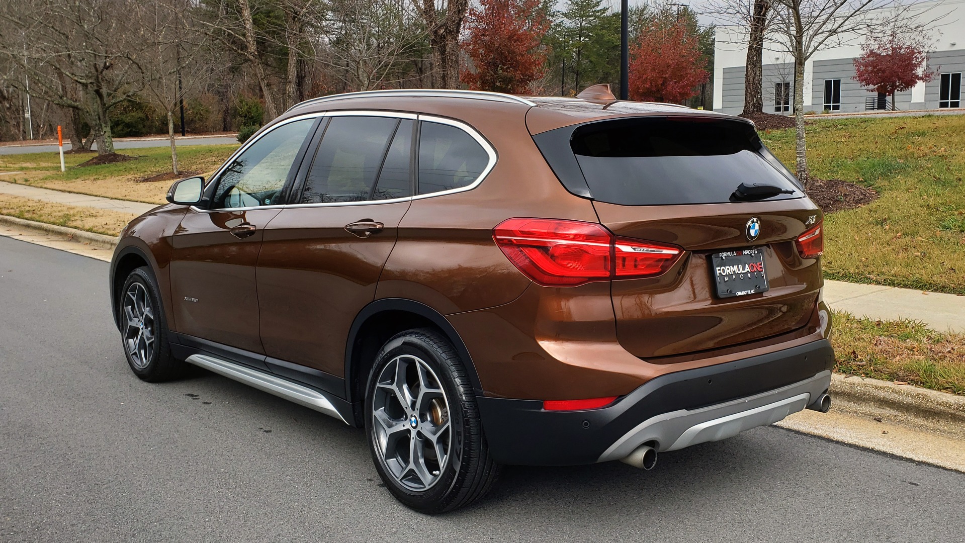 Used 2017 BMW X1 XDRIVE28I / PREM / TECH / DRVR ASST / COLD WTHR / REARVIEW for sale Sold at Formula Imports in Charlotte NC 28227 3