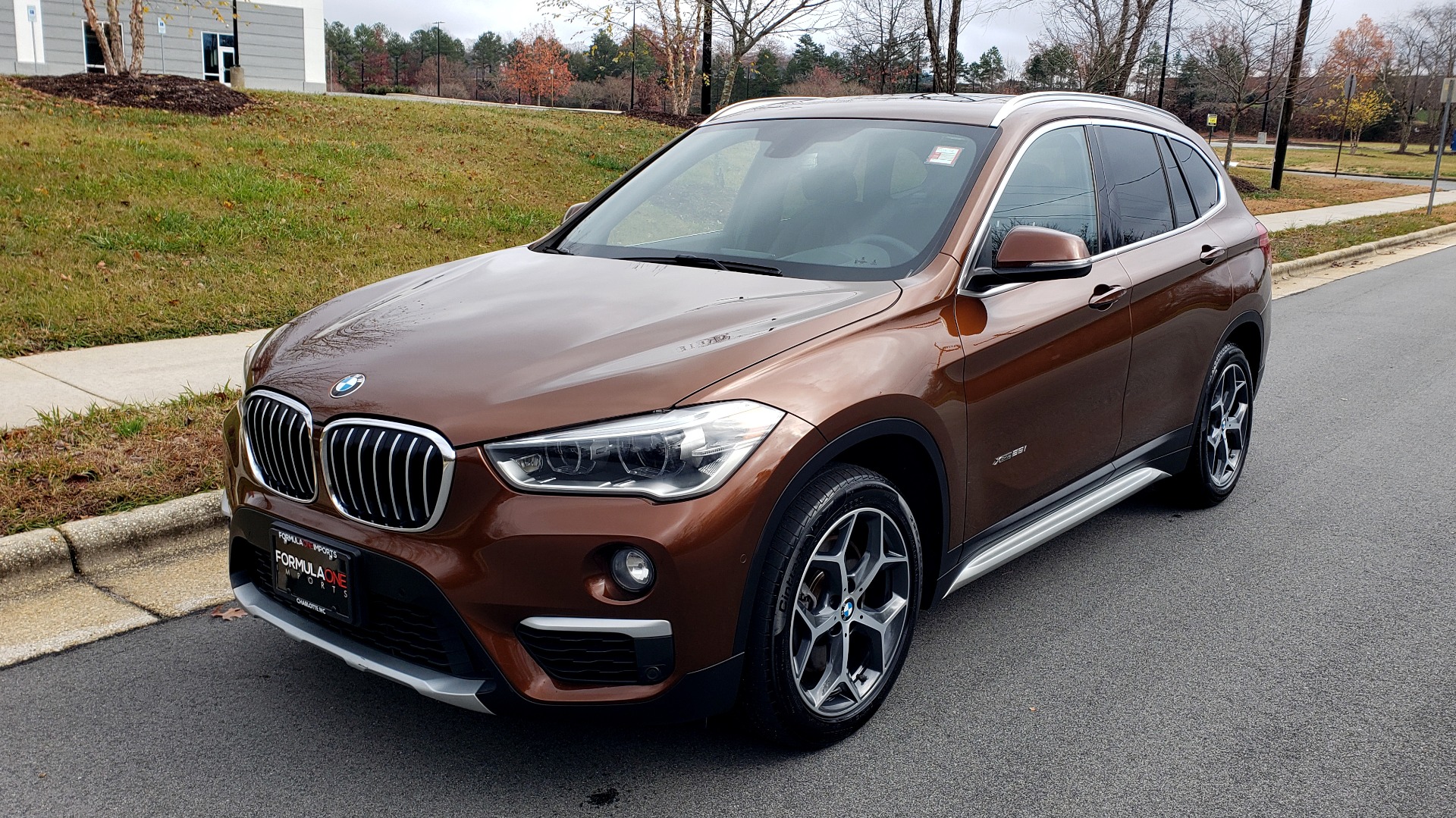 Used 2017 BMW X1 XDRIVE28I / PREM / TECH / DRVR ASST / COLD WTHR / REARVIEW for sale Sold at Formula Imports in Charlotte NC 28227 1
