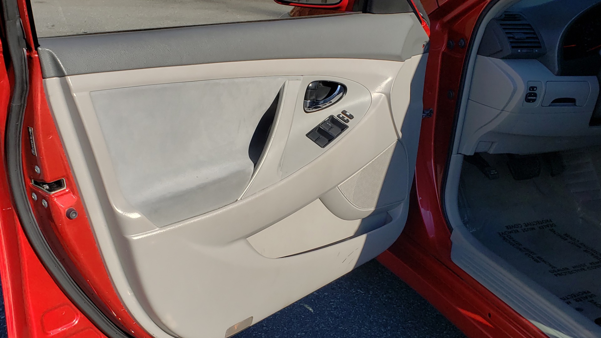 Used 2009 Toyota CAMRY LE / 2.4L SEDAN / FWD / 4-CYL / AUTO / CLOTH / CLEAN for sale Sold at Formula Imports in Charlotte NC 28227 21