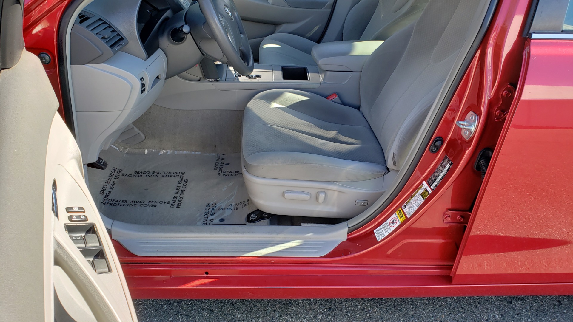 Used 2009 Toyota CAMRY LE / 2.4L SEDAN / FWD / 4-CYL / AUTO / CLOTH / CLEAN for sale Sold at Formula Imports in Charlotte NC 28227 23