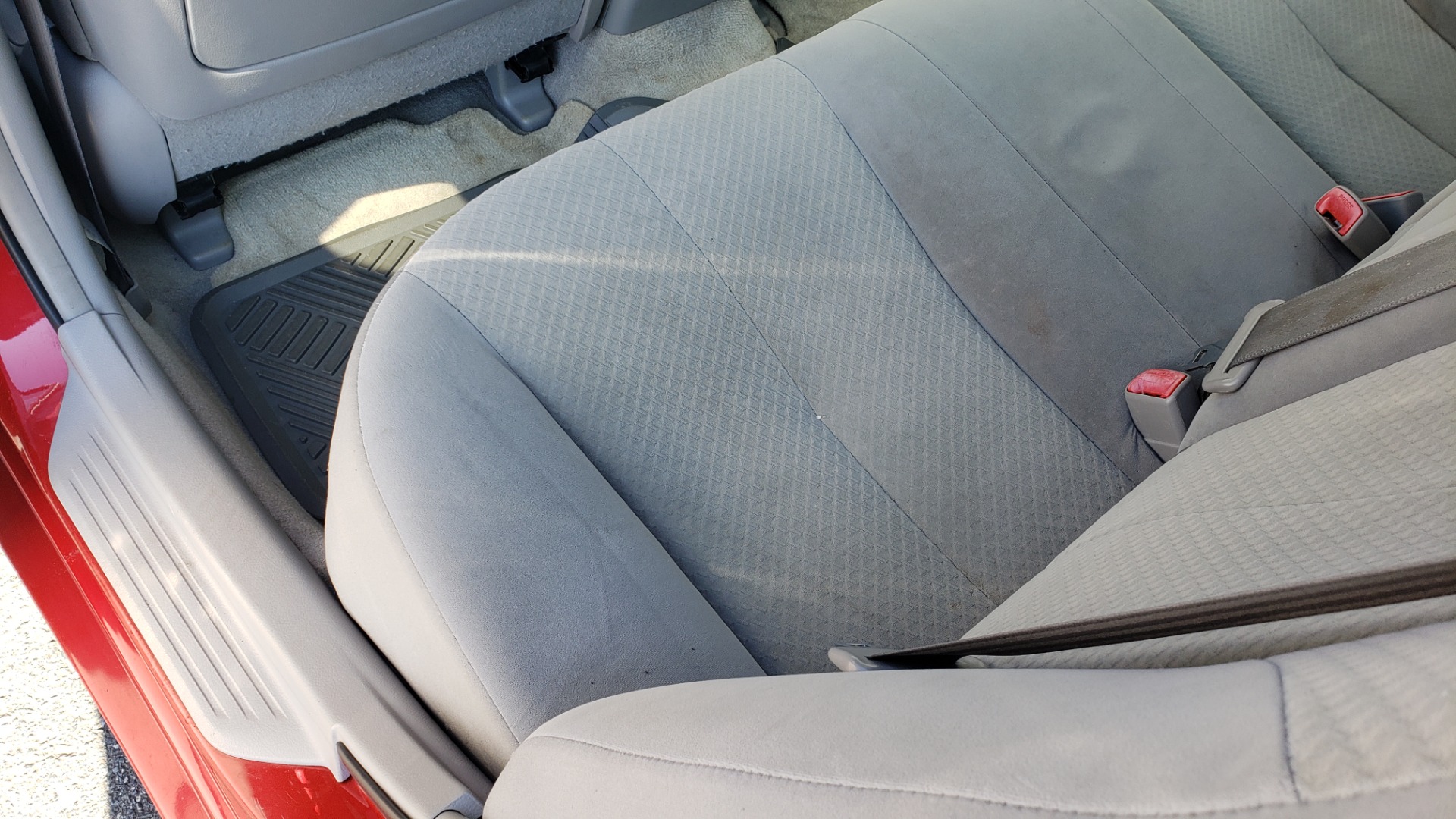 Used 2009 Toyota CAMRY LE / 2.4L SEDAN / FWD / 4-CYL / AUTO / CLOTH / CLEAN for sale Sold at Formula Imports in Charlotte NC 28227 42