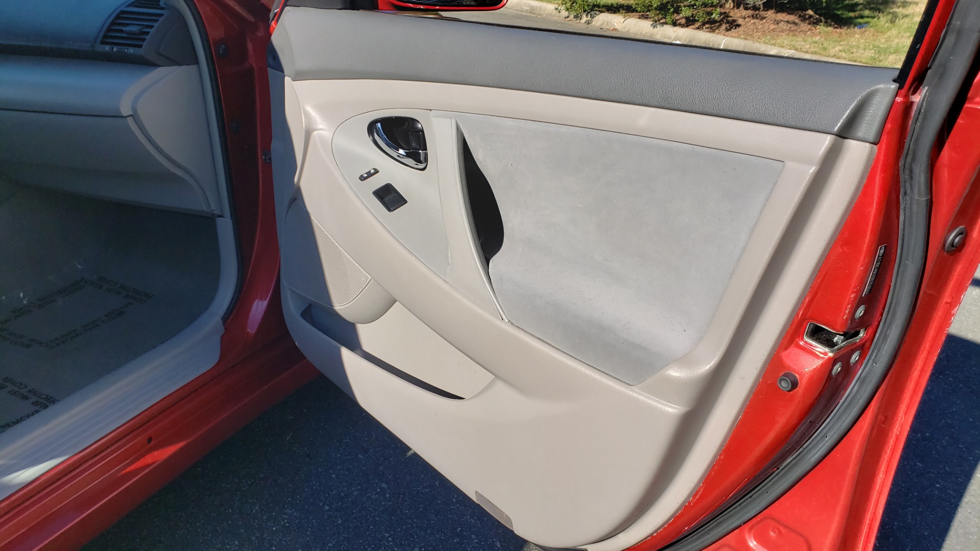 Used 2009 Toyota CAMRY LE / 2.4L SEDAN / FWD / 4-CYL / AUTO / CLOTH / CLEAN for sale Sold at Formula Imports in Charlotte NC 28227 45