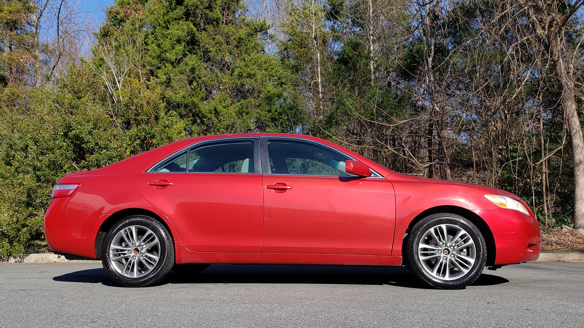 Used 2009 Toyota CAMRY LE / 2.4L SEDAN / FWD / 4-CYL / AUTO / CLOTH / CLEAN for sale Sold at Formula Imports in Charlotte NC 28227 5