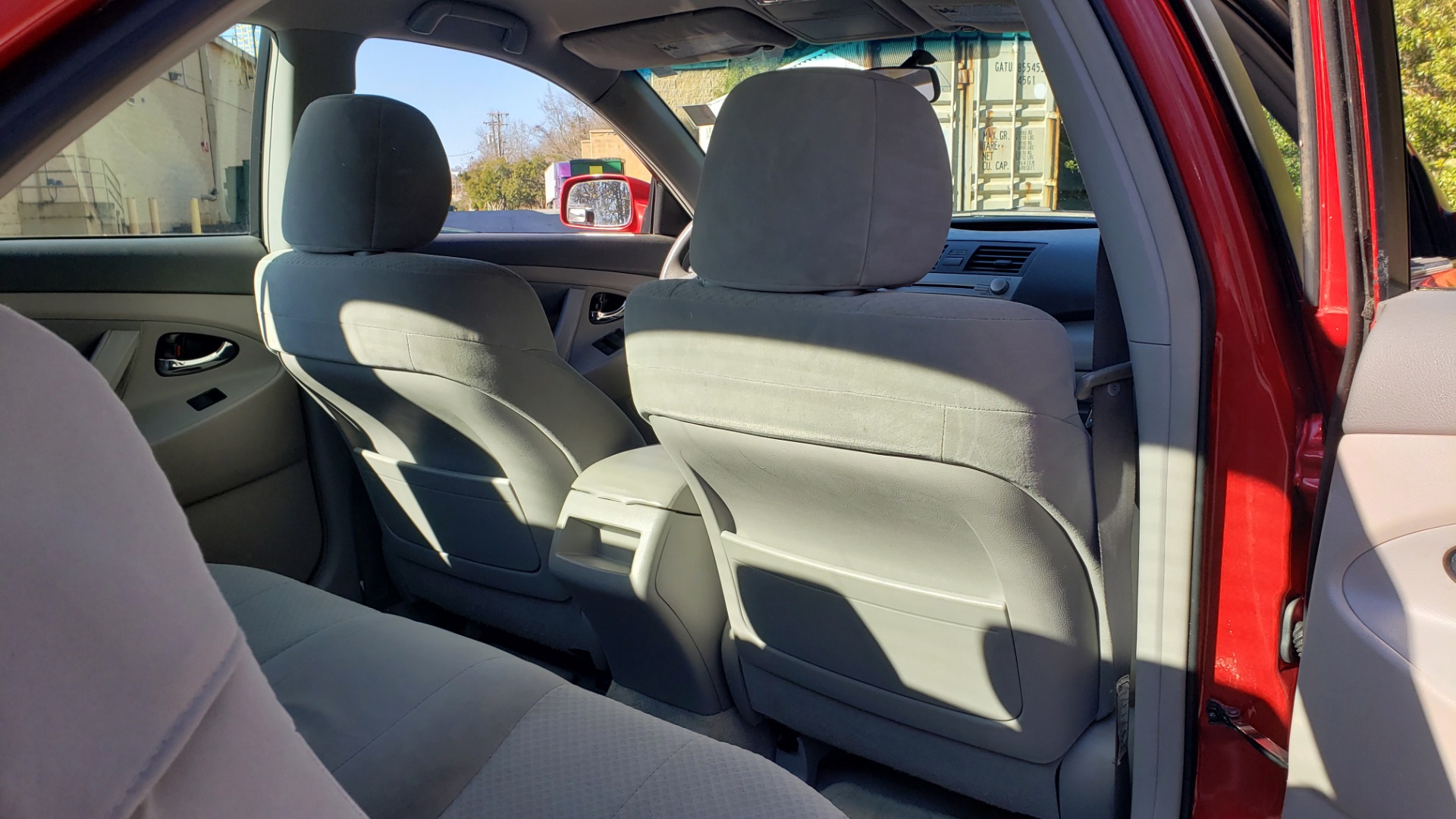 Used 2009 Toyota CAMRY LE / 2.4L SEDAN / FWD / 4-CYL / AUTO / CLOTH / CLEAN for sale Sold at Formula Imports in Charlotte NC 28227 53