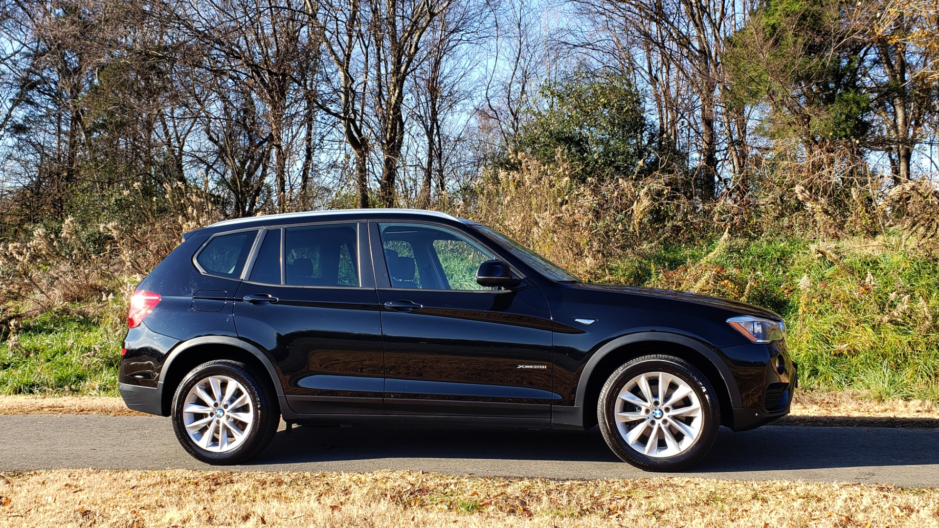 Used 2017 BMW X3 XDRIVE28I / PREM PKG / NAV / DRVR ASST / HTD STS / CAMERAS for sale Sold at Formula Imports in Charlotte NC 28227 4