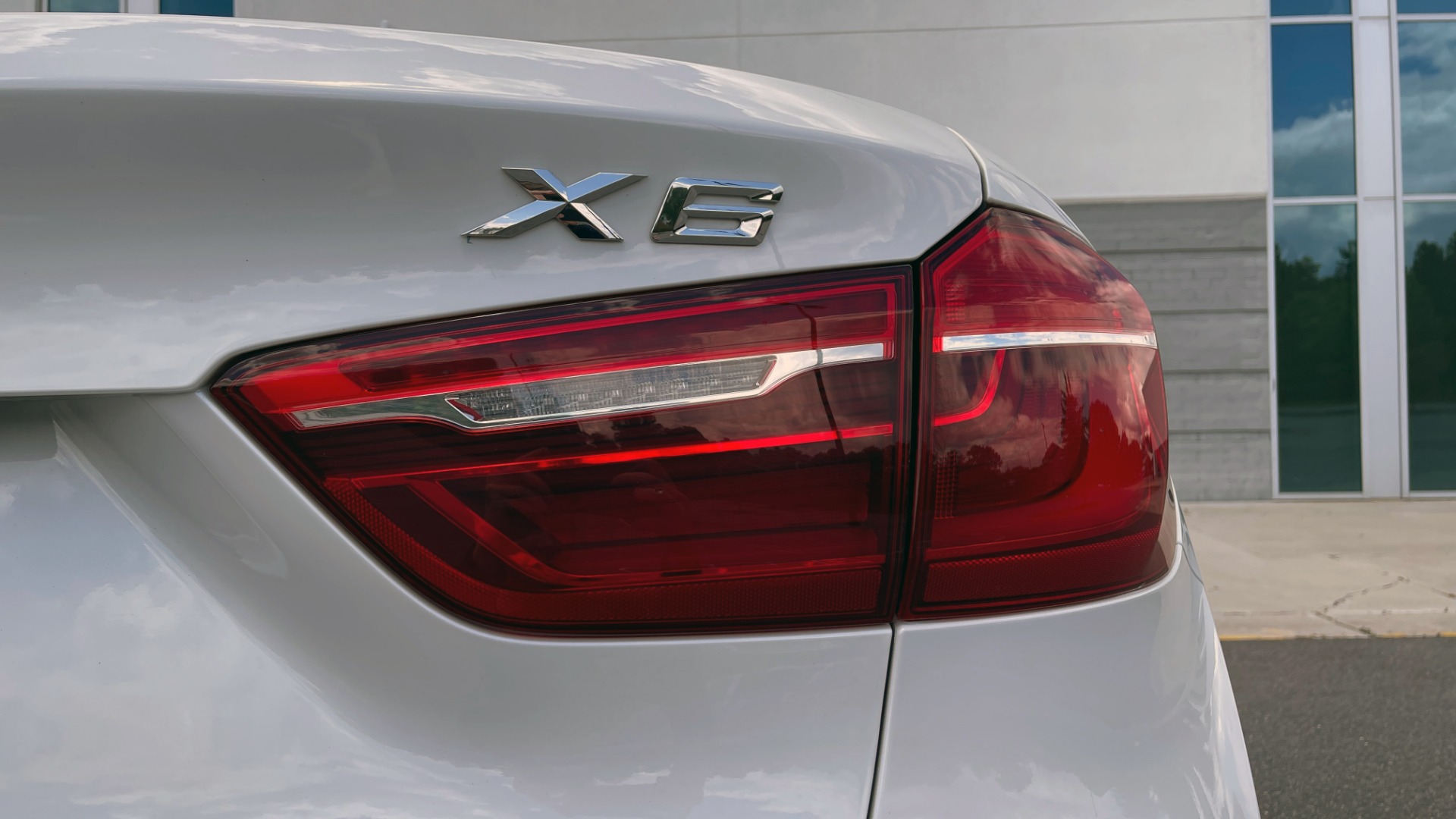 Used 2018 BMW X6 XDRIVE35I M-SPORT / NAV / DRVR ASST PLUS / ADAPT M-SUSP / REARVIEW for sale Sold at Formula Imports in Charlotte NC 28227 29