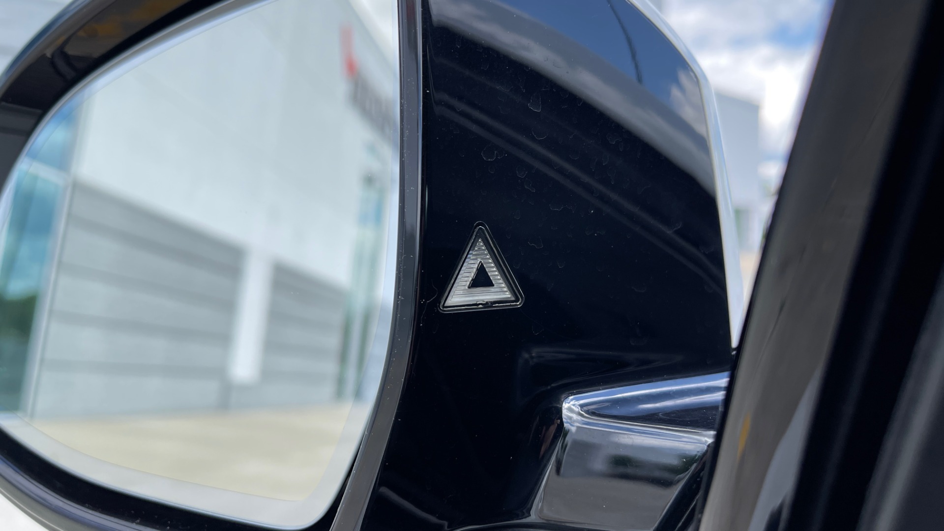 Used 2018 BMW X6 XDRIVE35I M-SPORT / NAV / DRVR ASST PLUS / ADAPT M-SUSP / REARVIEW for sale Sold at Formula Imports in Charlotte NC 28227 33