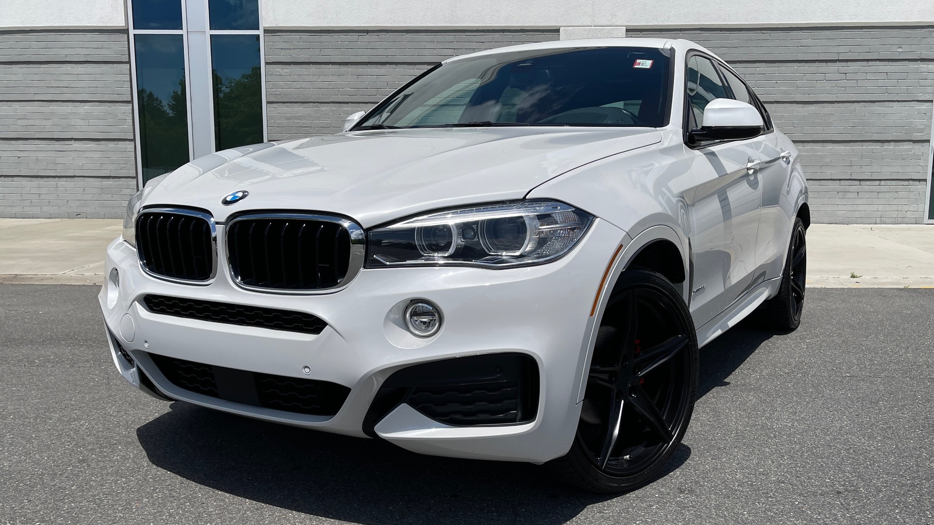 Used 2018 BMW X6 XDRIVE35I M-SPORT / NAV / DRVR ASST PLUS / ADAPT M-SUSP / REARVIEW for sale Sold at Formula Imports in Charlotte NC 28227 6