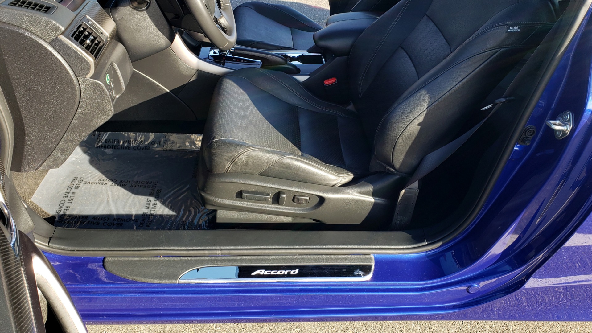 Used 2017 Honda ACCORD COUPE TOURING V6 / 2-DR / NAV / SUNROOF / LANEWATCH / CMBS for sale Sold at Formula Imports in Charlotte NC 28227 35