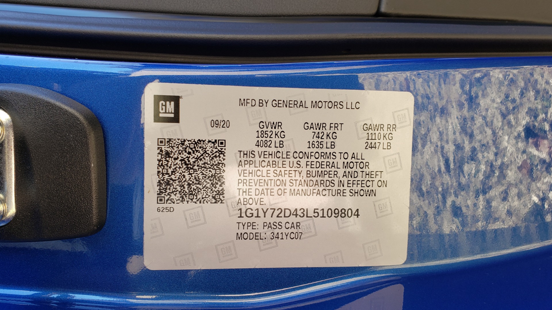 Used 2020 Chevrolet C8 CORVETTE STINGRAY 2LT COUPE / NAV / HUD / BOSE / GT2 SEATS / FRONT LIFT / REARVIEW for sale Sold at Formula Imports in Charlotte NC 28227 101