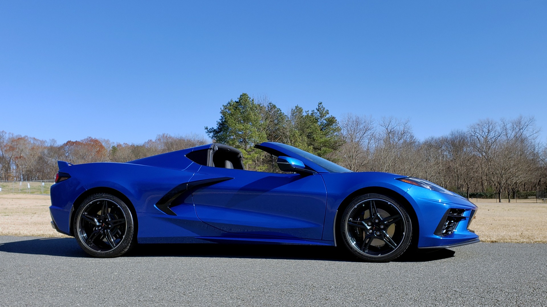 Used 2020 Chevrolet C8 CORVETTE STINGRAY 2LT COUPE / NAV / HUD / BOSE / GT2 SEATS / FRONT LIFT / REARVIEW for sale Sold at Formula Imports in Charlotte NC 28227 16