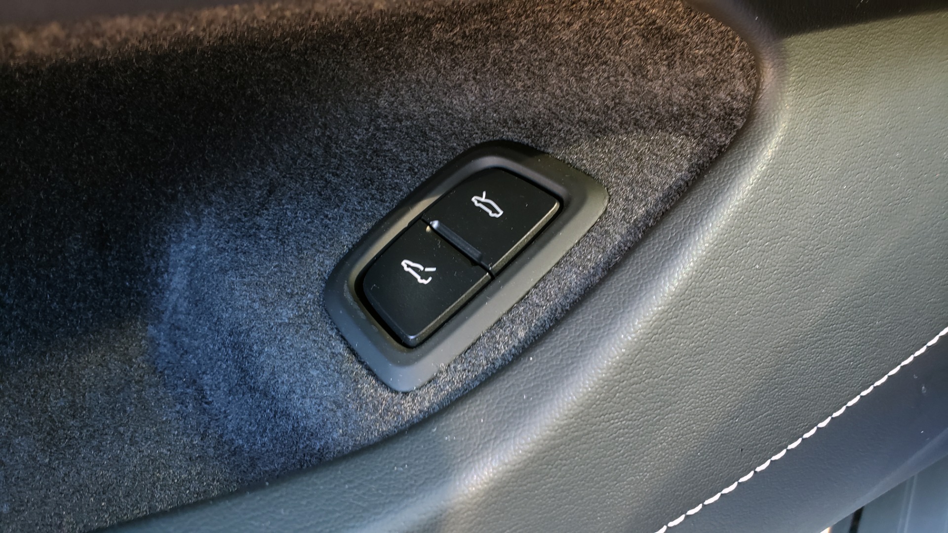 Used 2020 Chevrolet C8 CORVETTE STINGRAY 2LT COUPE / NAV / HUD / BOSE / GT2 SEATS / FRONT LIFT / REARVIEW for sale Sold at Formula Imports in Charlotte NC 28227 51